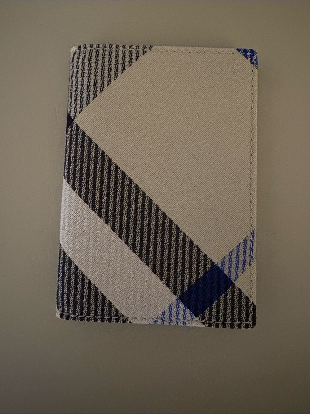 New! Burberry card holder